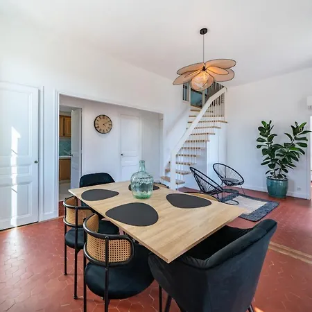 Superbe Duplex Lumineux A Deux Pas Du Centre *