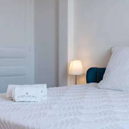 Superbe Duplex Lumineux A Deux Pas Du Centre